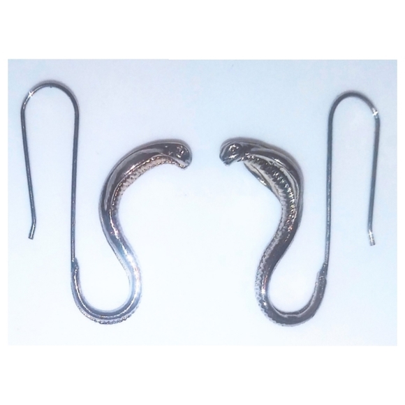 Retro Egyptian Cobra Earrings - Picture 1 of 2